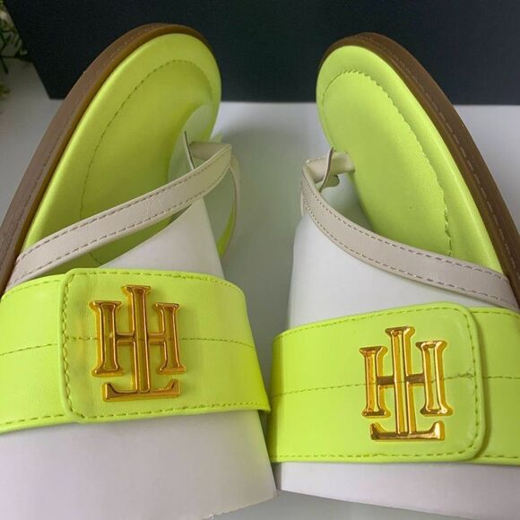 Tommy HIlfiger Meriem Womens Thong Sandal Monogram Emblem Logo Sz 8M Light Green - Picture 6 of 9